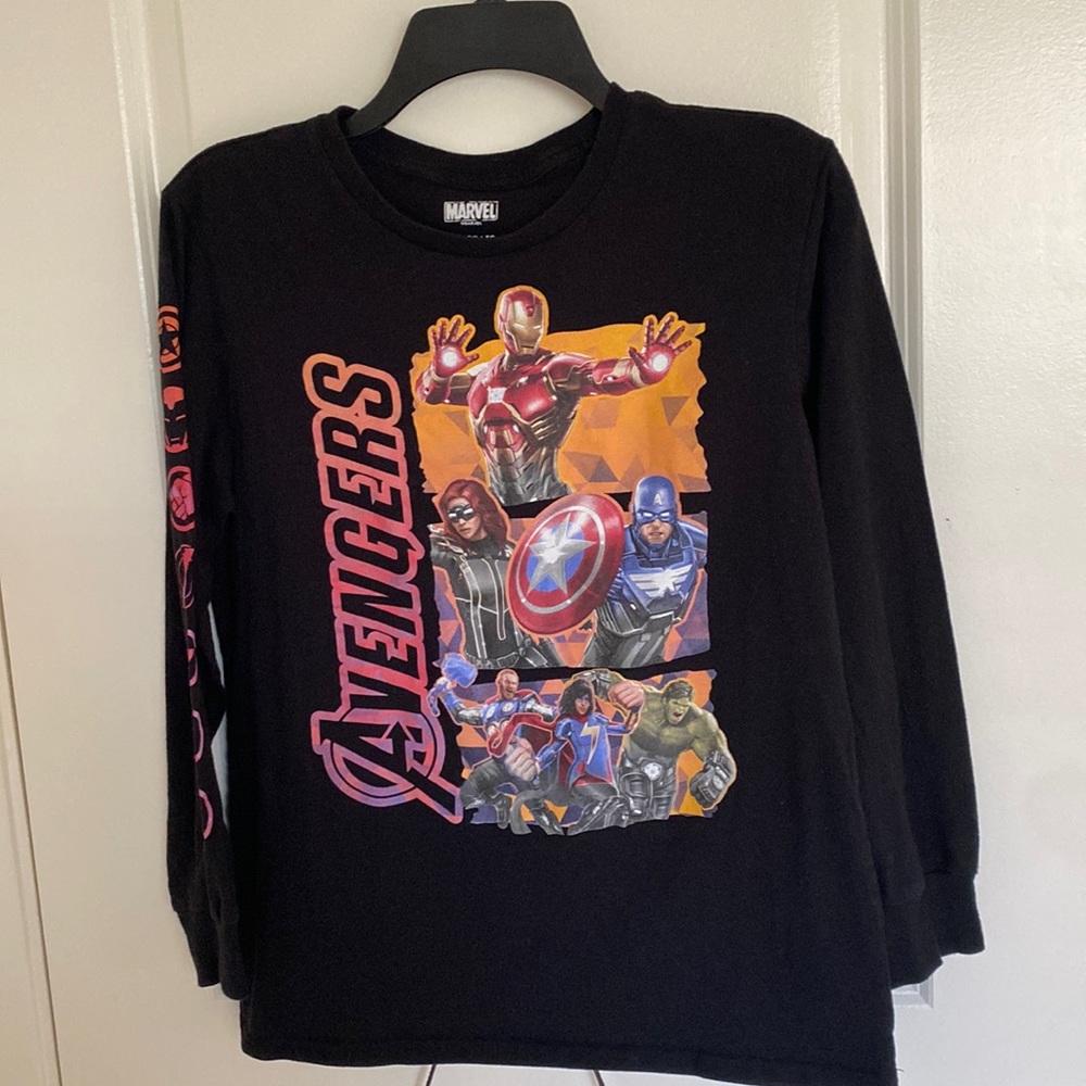 Marvel Avengers Long Sleeve T-Shirt
